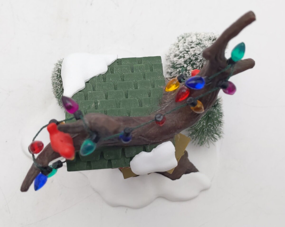 Dept 56 5168-3 Snow Village "Kid's Tree House" Hand Painted Ceramic Accessory EX/Box