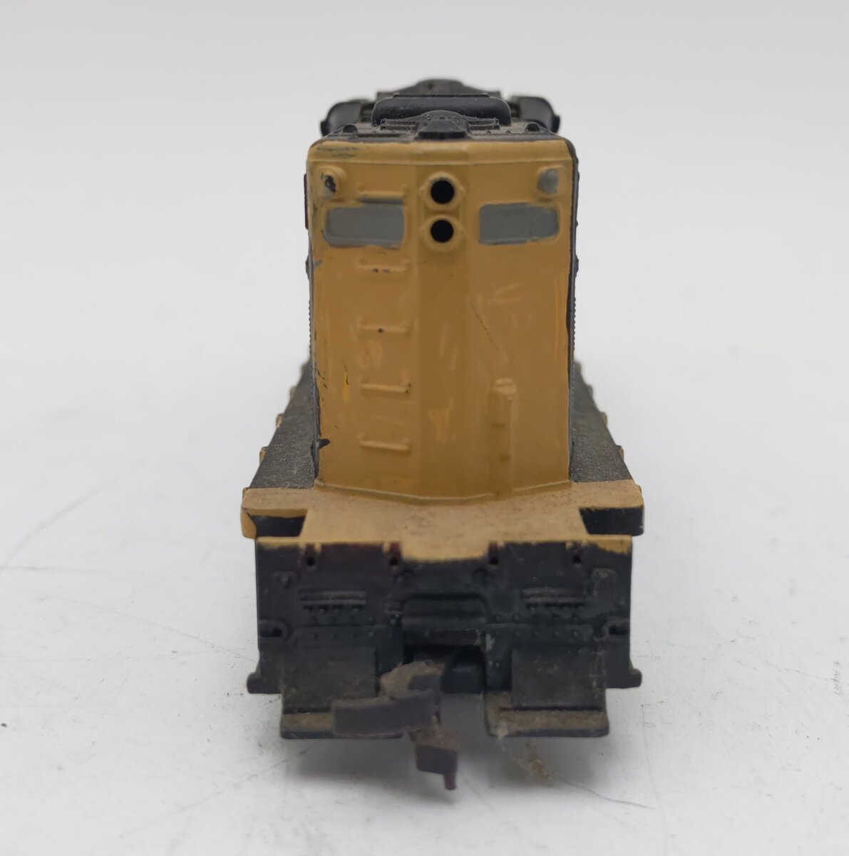 Tyco HO Scale Vintage EMD GP9 Diesel Locomotive - Custom