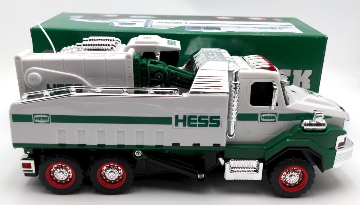 Hess 2017 Dump Truck and Loader