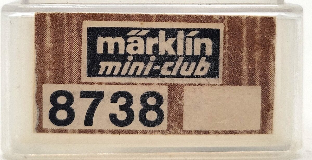 Marklin 8738 Z Scale Deutsche Bundesbahn Tee 1st Class Vista Dome Passenger Car LN/Box