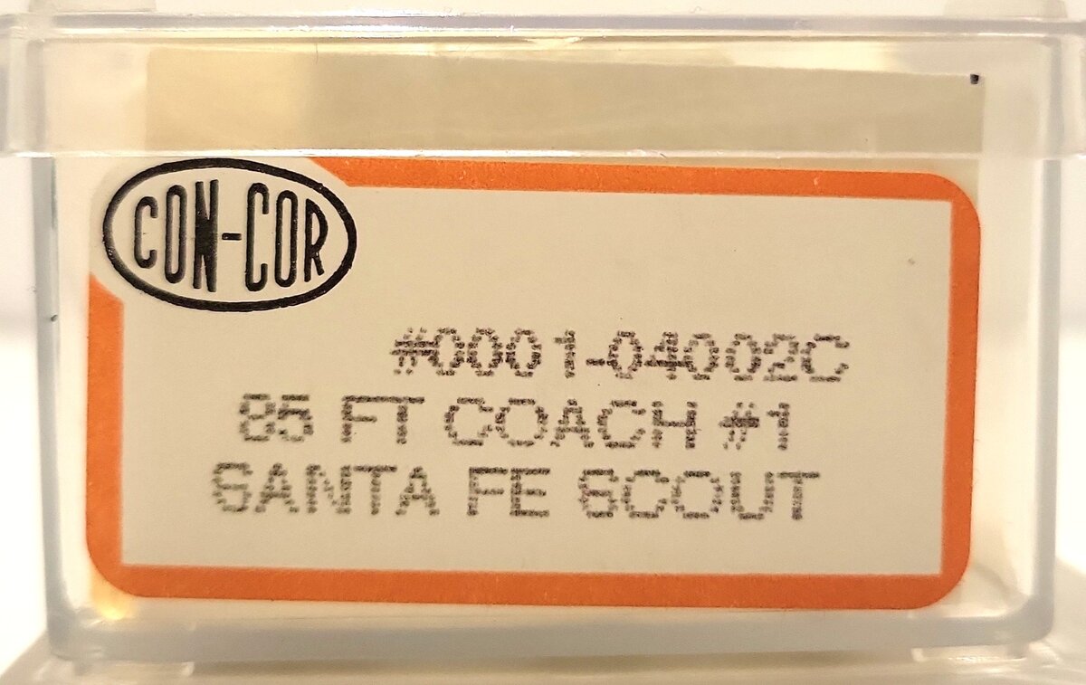 Con-Cor 0001-04002C N 85' Santa Fe Scout Coach Car #3074 LN/Box