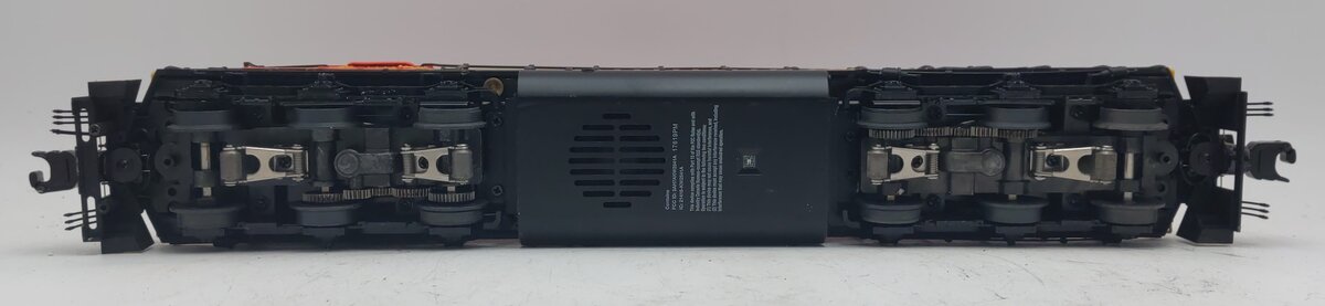 Lionel 1933091 O Gauge Florida East Coast Legacy SD40-2 Diesel Locomotive #703 EX