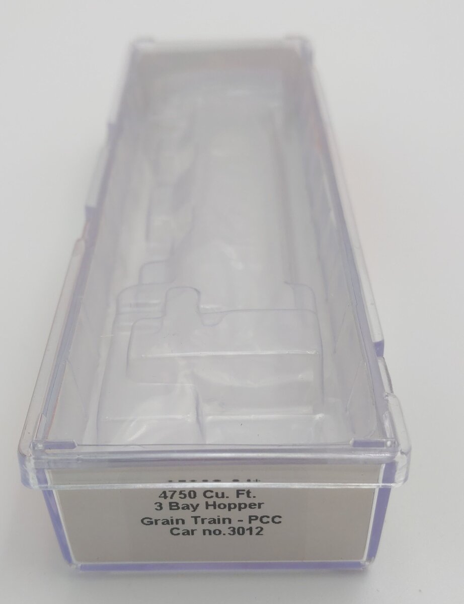 InterMountain 65392-04 N Scale PCC "Grain Train" 4750 Cu. Ft. 3-Bay Hopper #3012 LN/Box