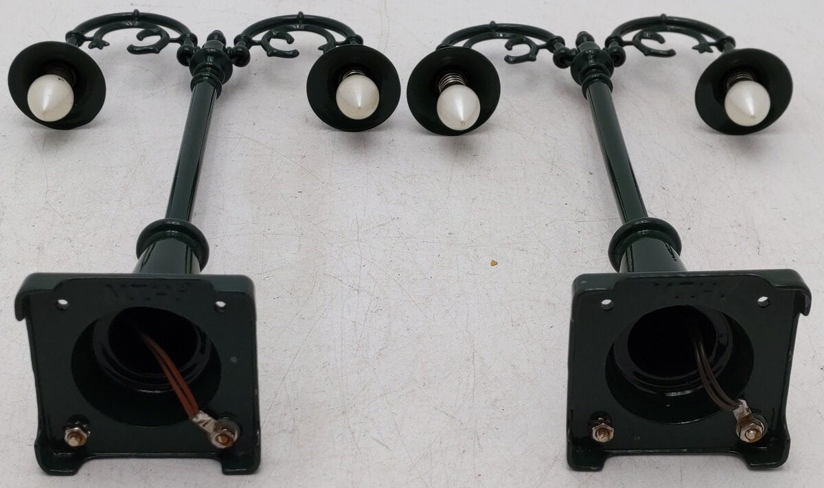 MTH 20-1020 O No.54 Green Lamp Post Set EX