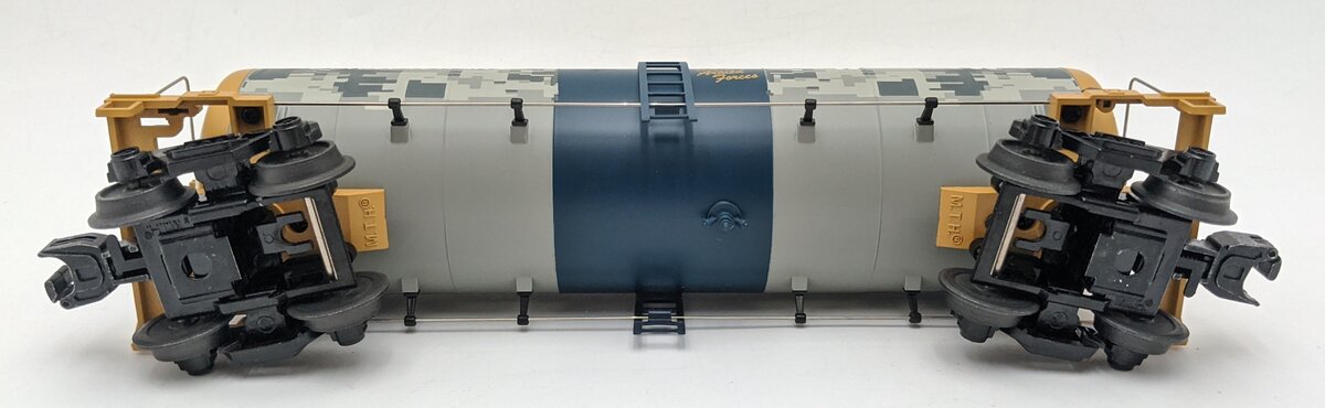 MTH 20-96378 O Gauge CSX "Honoring Our Veterans" 1776 Tank Car LN