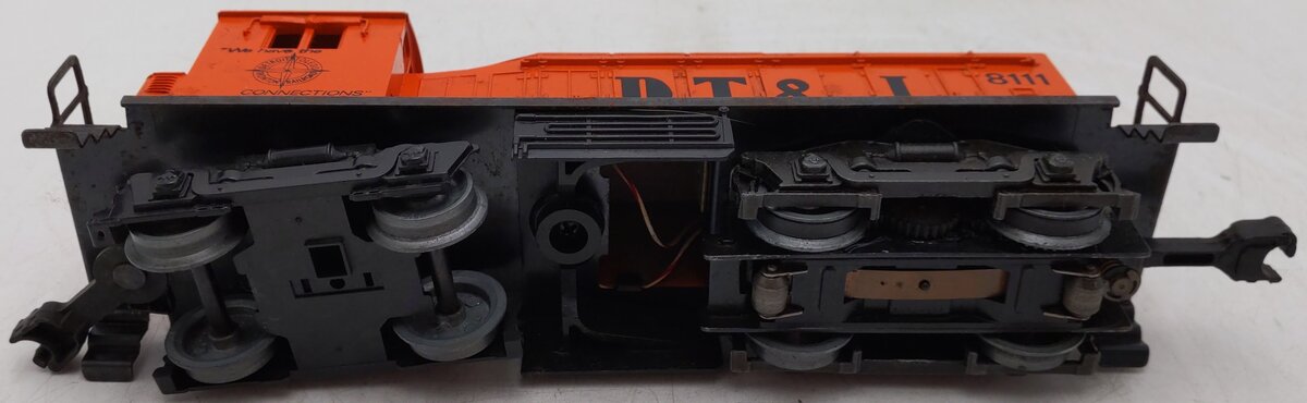 Lionel 6-8111 O Gauge DT&I NW-2 Switcher Diesel Locomotive VG