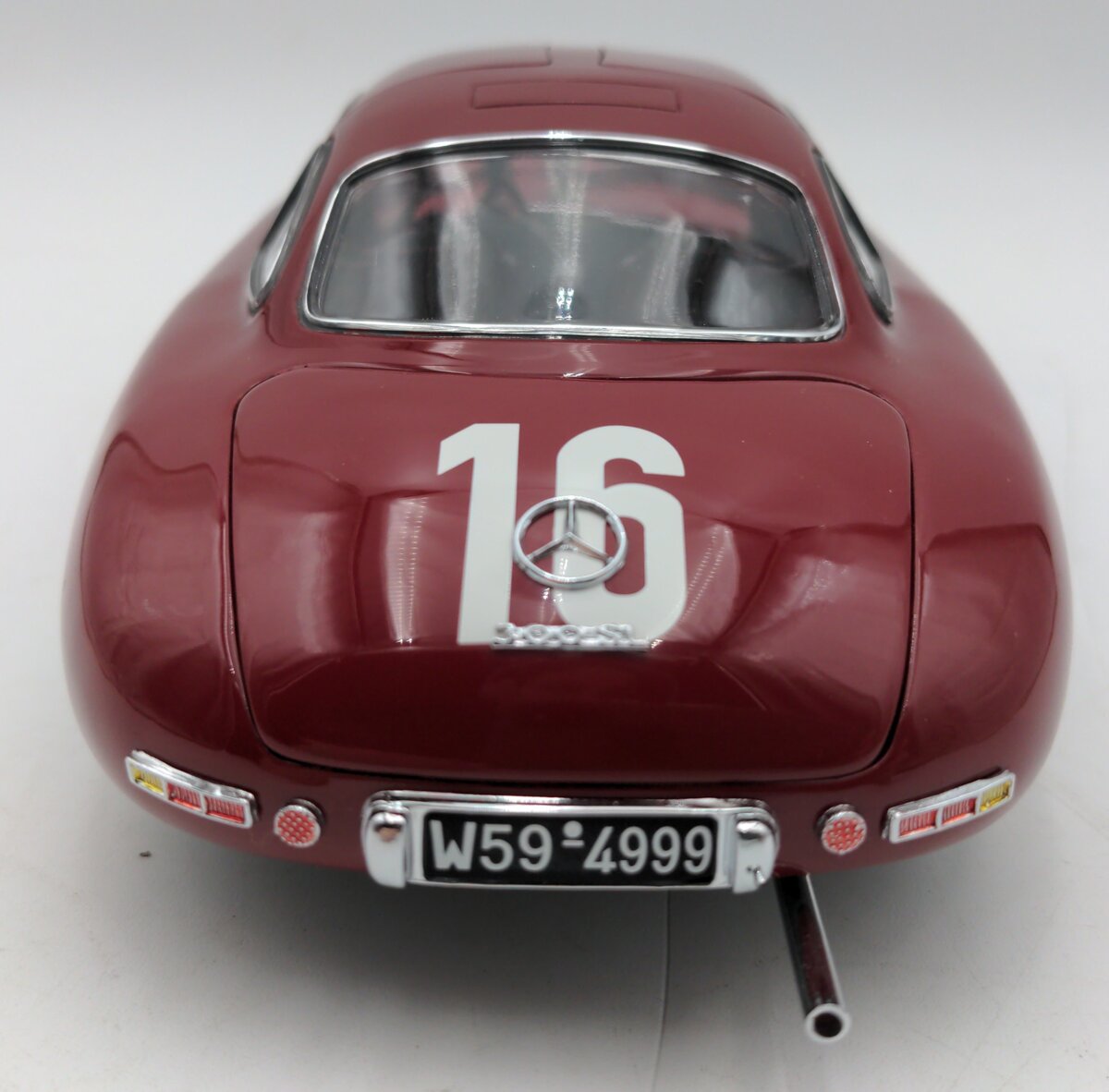 CMC 1:18 Scale 1952 Mercedes Benz 300SL Grand Prix Bern #16 EX