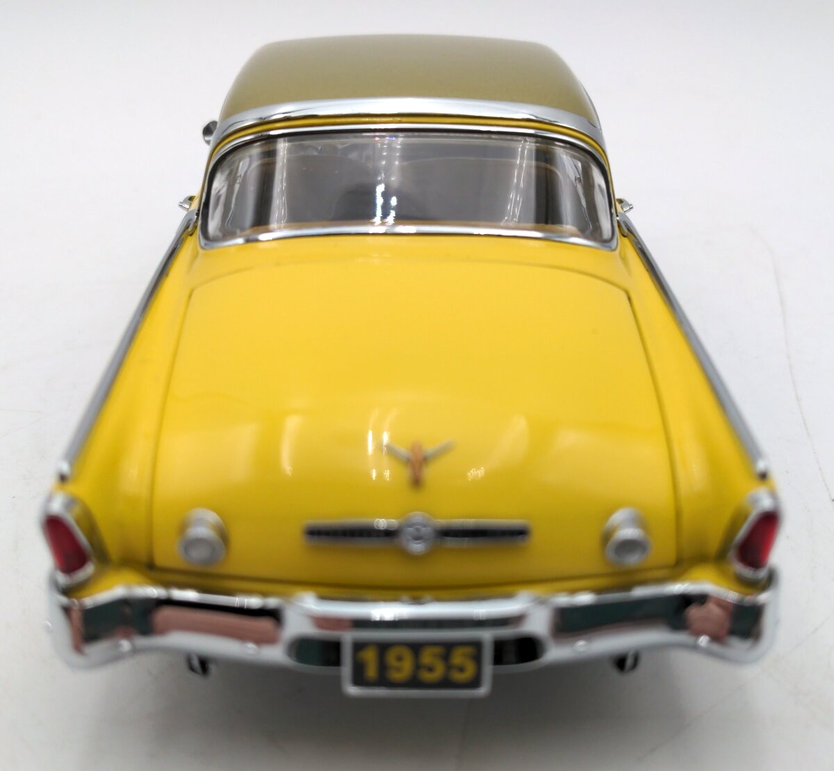 Danbury Mint 1:24 Scale 1955 Studebaker Speedster VG