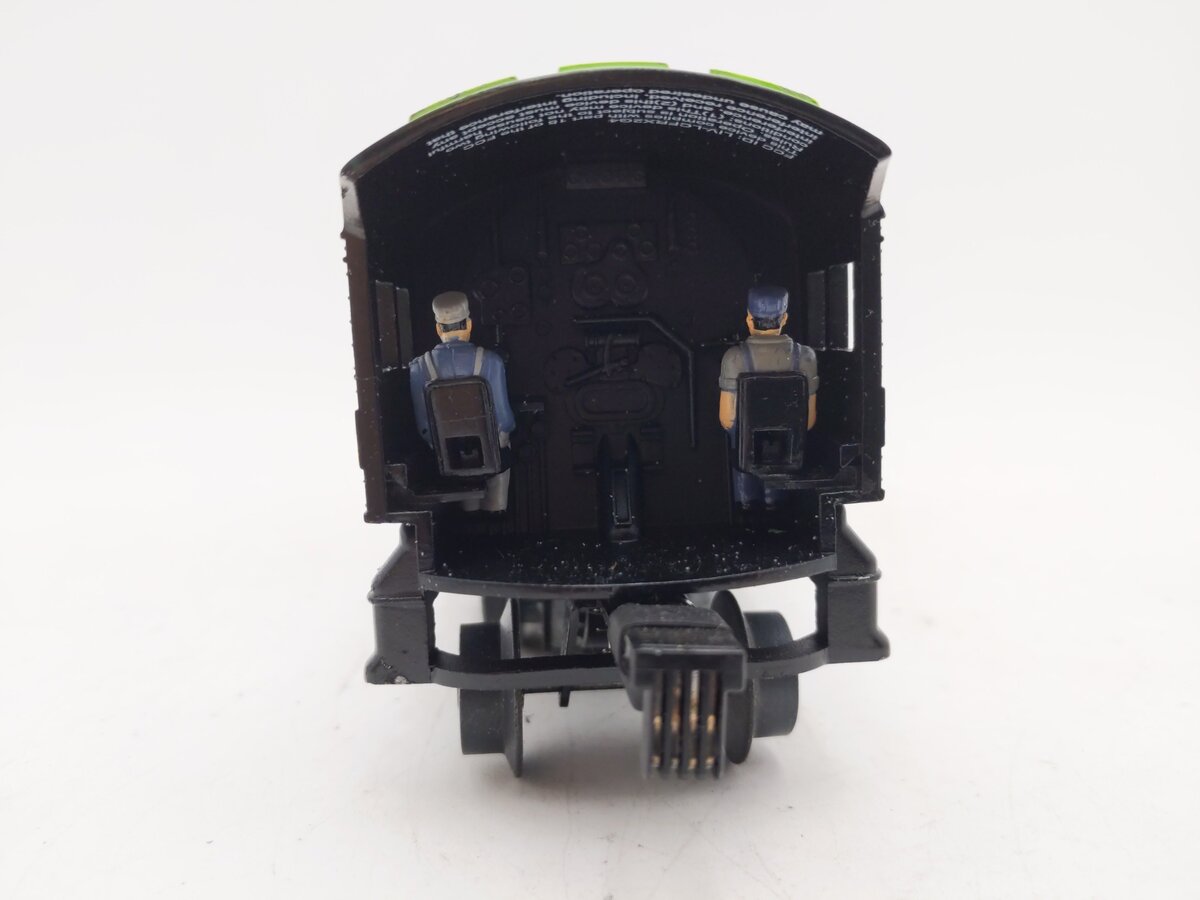 Lionel 6-30214 O Gauge Peanuts Halloween LionChief Locomotive EX