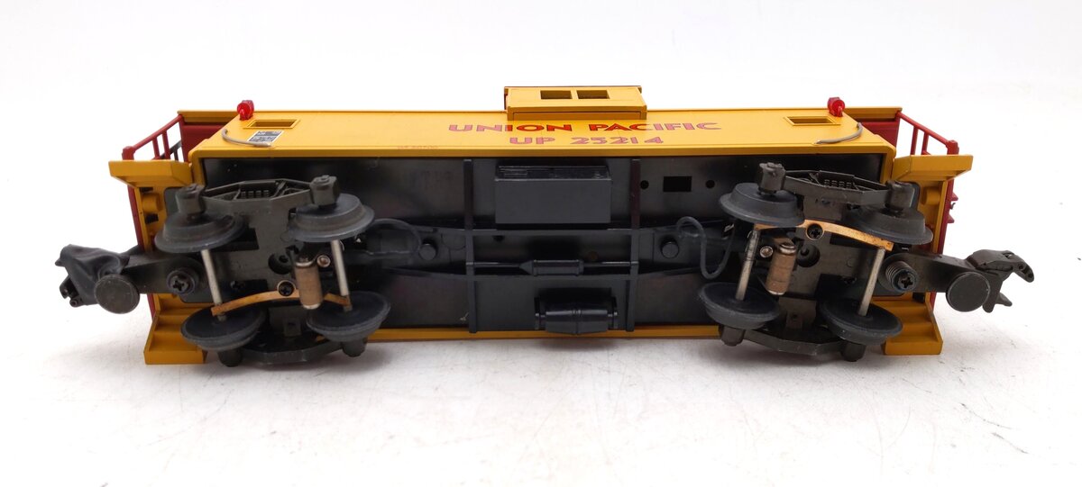 MTH 20-9100 O Gauge Union Pacific Extended Vision Caboose #25214 EX