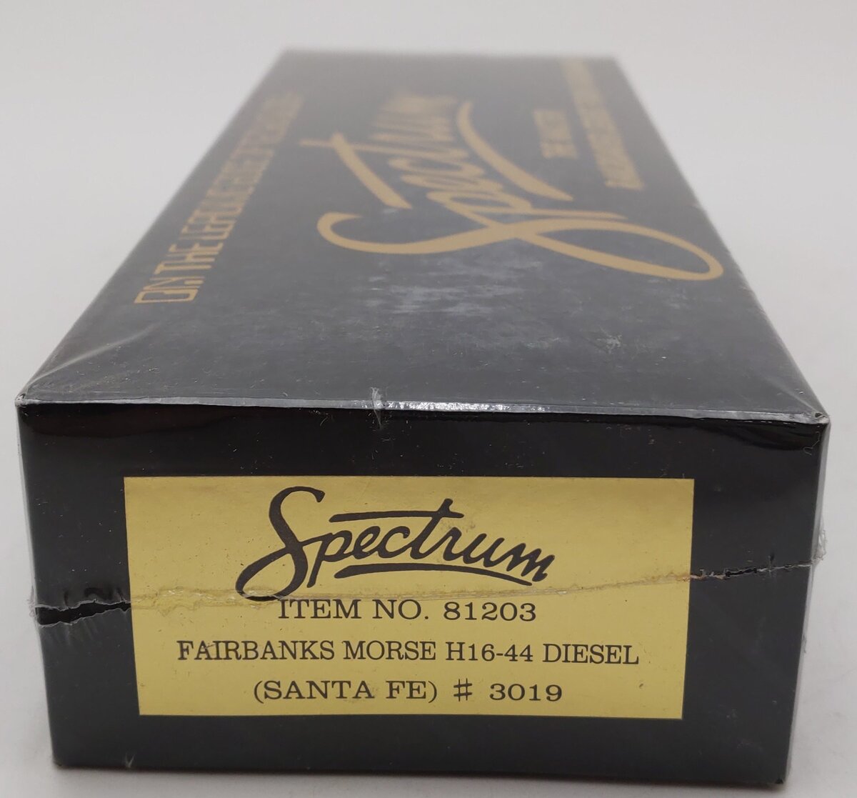 Bachmann 81203 HO Scale Santa Fe Fairbanks Morse H16-44 Diesel Locomotive #3019 MT/Box