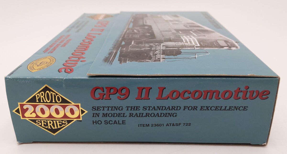 Proto 2000 23601 HO AT&SF GP9 Diesel Locomotive #722 VG/Box