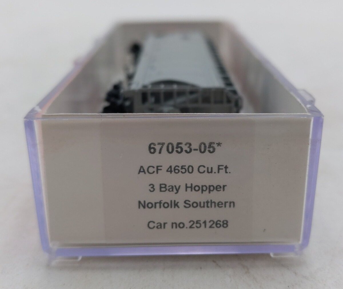 InterMountain 67053-05 N 4650 Cu. Ft. Norfolk Southern 3 Bay Hopper #251268 LN/Box