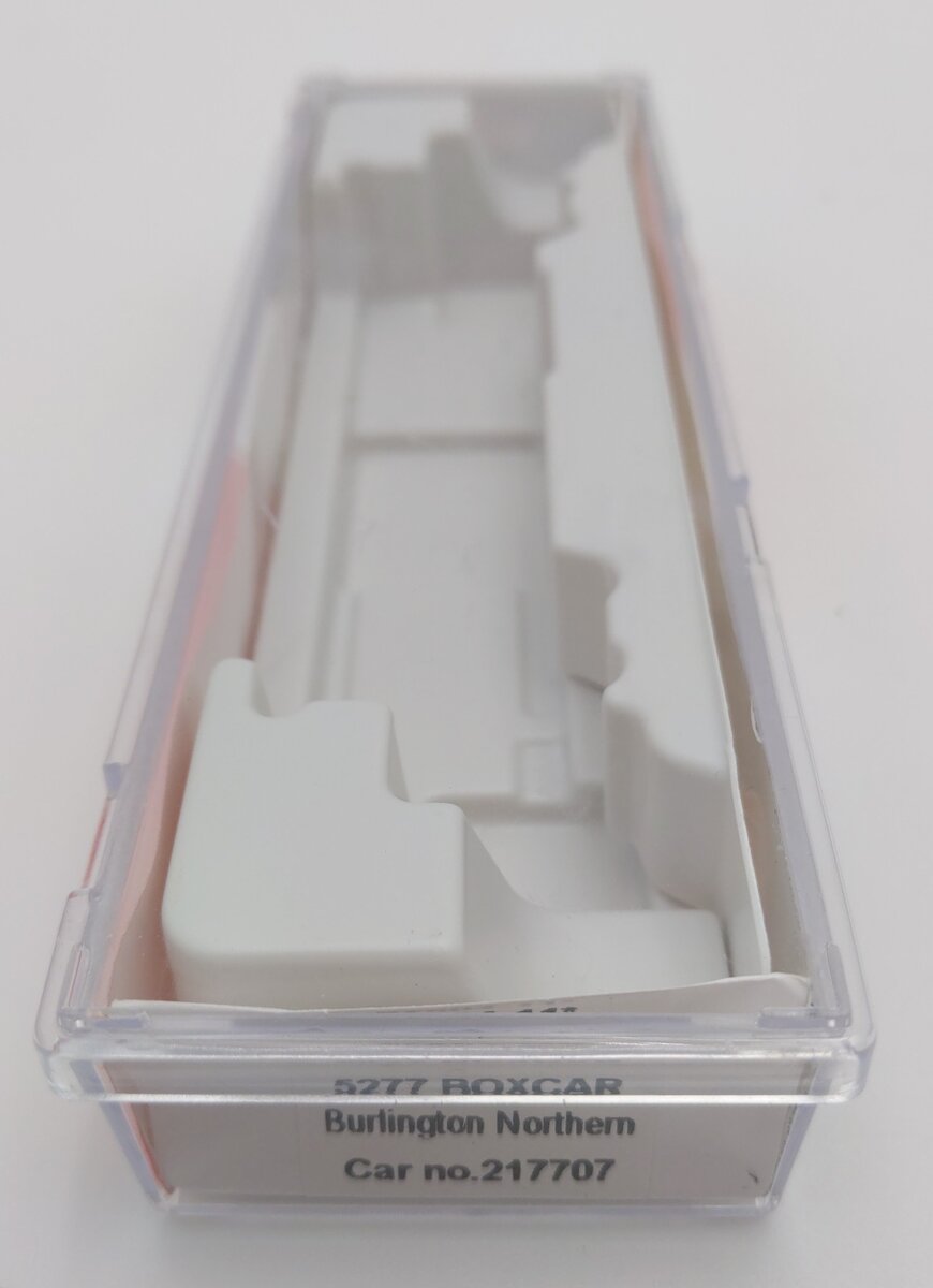 InterMountain 67504-11 N Scale Burlington Northern Boxcar #217707 LN/Box