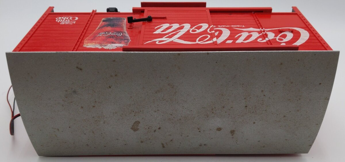 LGB 45352 G Scale Coca-Cola Boxcar with Sound EX