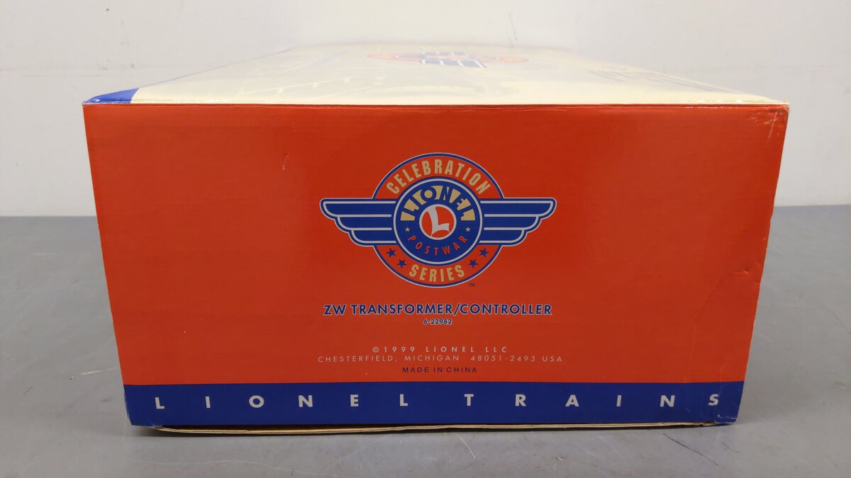 Lionel 6-22982 O ZW Postwar Celebration Series Controller & 2 Transformers Set EX/Box