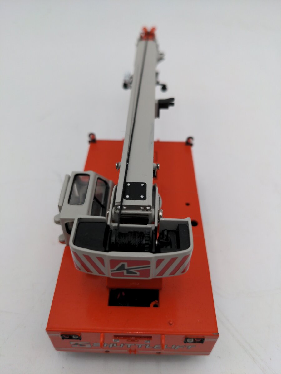 Sword Models SW2017-O 1:50 Scale Orange Shuttlelift 5540F Carrydeck Diecast