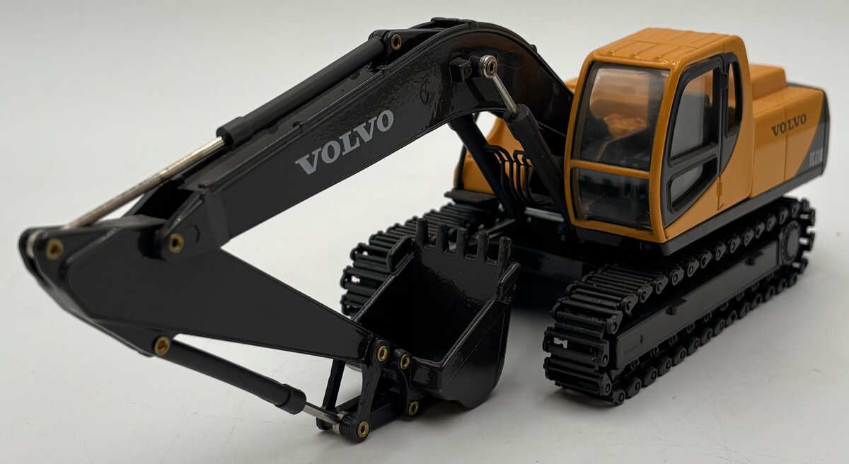 Miki Toy 1:40 Volvo EC210 Excavator EX