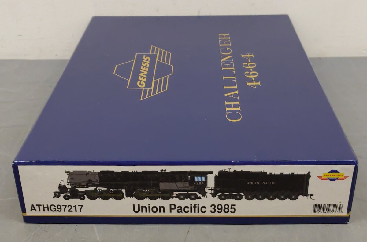 Athearn G97217 HO Union Pacific 4-6-6-4 Challenger Oil Tender #3985 EX/Box