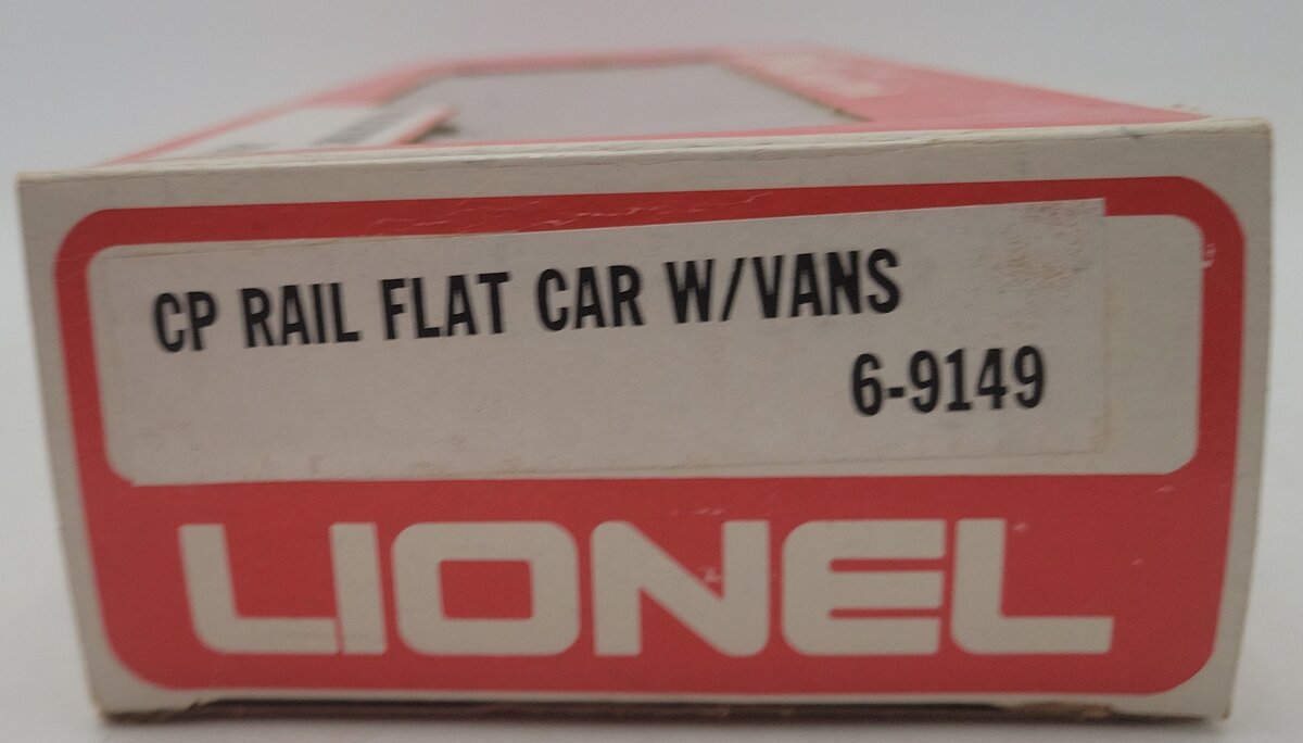 Lionel 6-9149 O Gauge CP Rail Flatcar with Piggyback Vans EX/Box