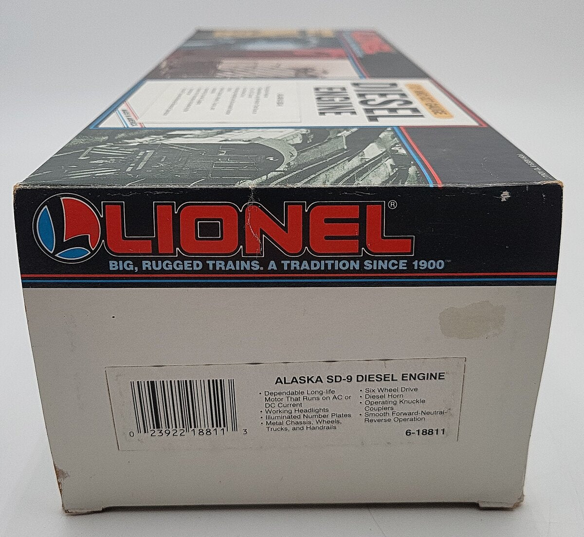 Lionel 6-18811 O Gauge Alaska SD-9 Diesel Engine #8811 EX/Box