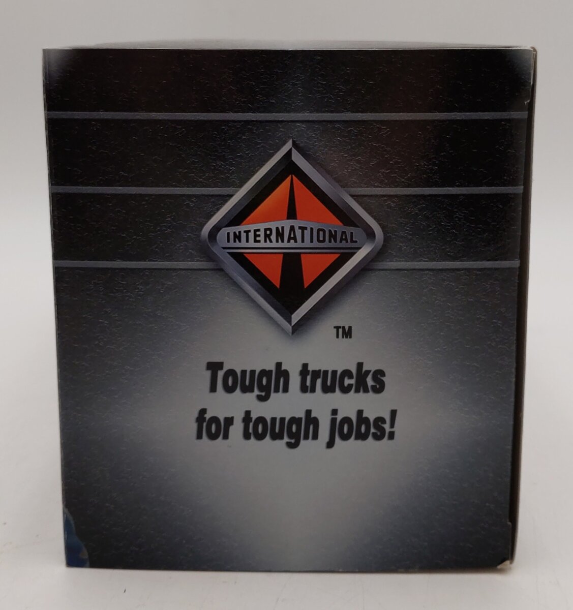 First Gear 19-2828 1:34 Scale Die Cast 2002 International Utility Truck NIB