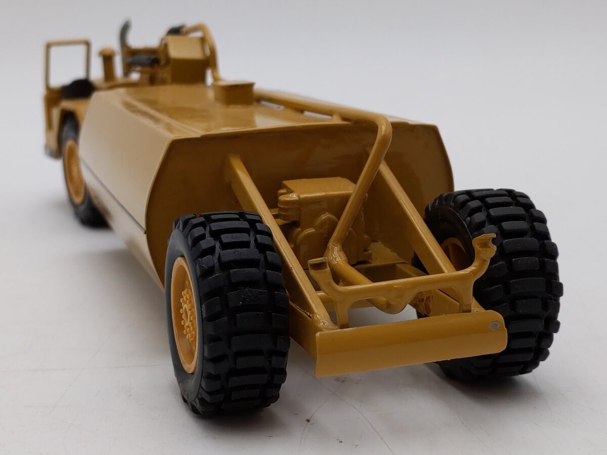 Custom Built 1:50 Scale Diecast Caterpillar CAT621 Water Wagon EX
