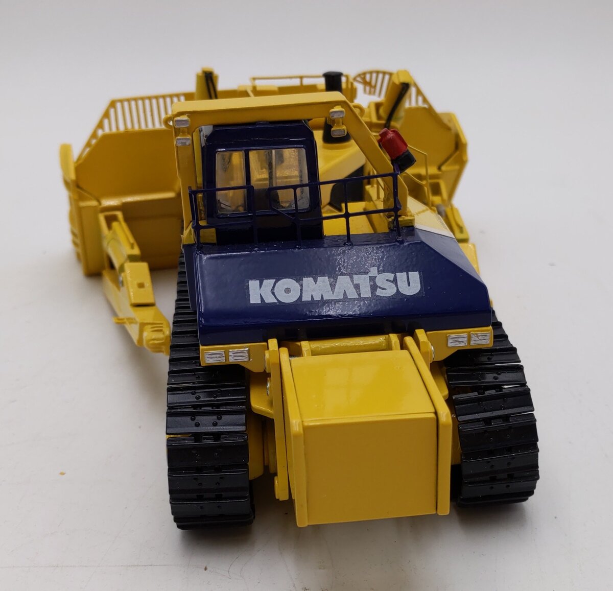 HiMoBo 1:50 Scale Diecast Komatsu D575 A2 SD Super Dozer