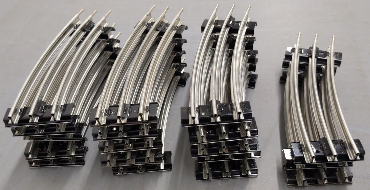Lionel 6-65504 O Half-Curved Track Section (18) EX