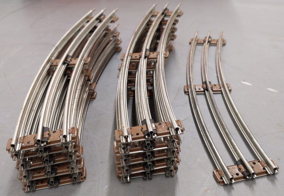 Lionel 6-65113 O27 54" Curved Track Sections (11) EX