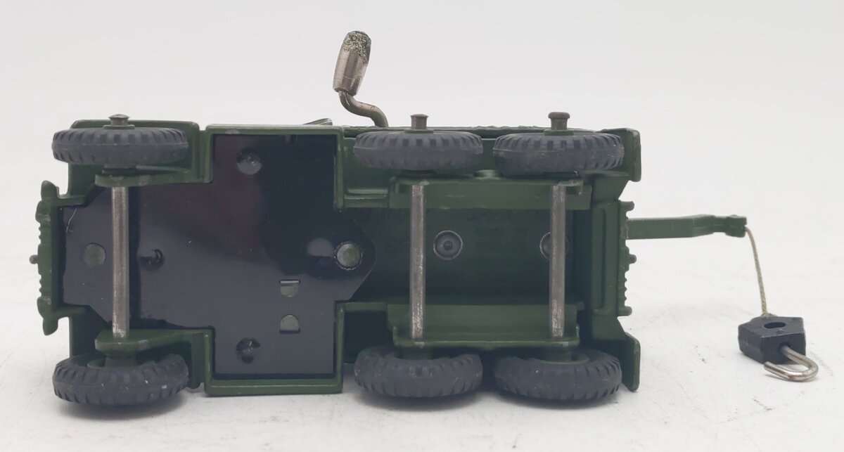 Dinky 661 1:48 Scale Diecast Recovery Tractor With Plastic Driver Inside EX