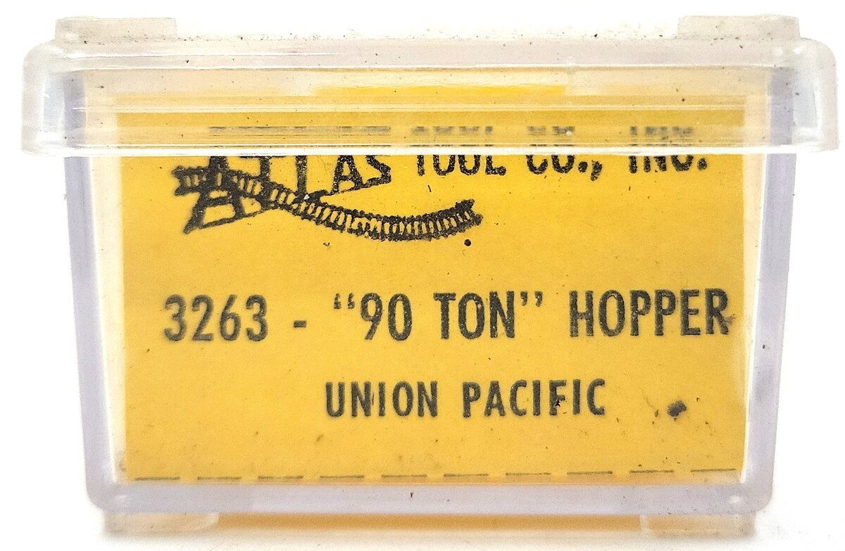 Atlas 3263 N Scale Union Pacific Hopper Car w/Coal Load #18137 LN/Box