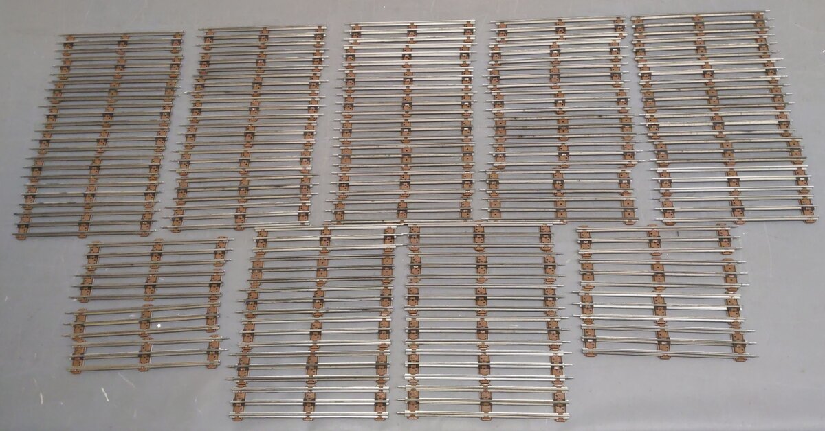 Lionel 6-65038 O-27 Tubular Straight Track Sections (60) VG