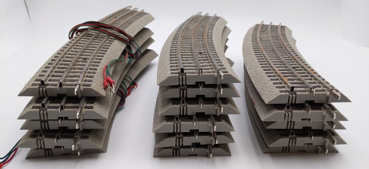Lionel 6-12041 FasTrack O72 Full Curve Track Sections (16) VG