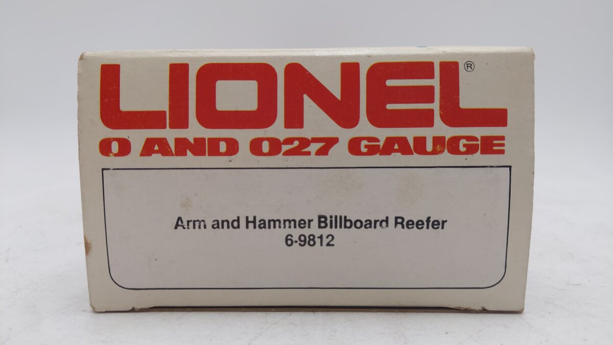 Lionel 6-9812 O Gauge Arm & Hammer Billboard Refrigerator Car #9812 VG/Box