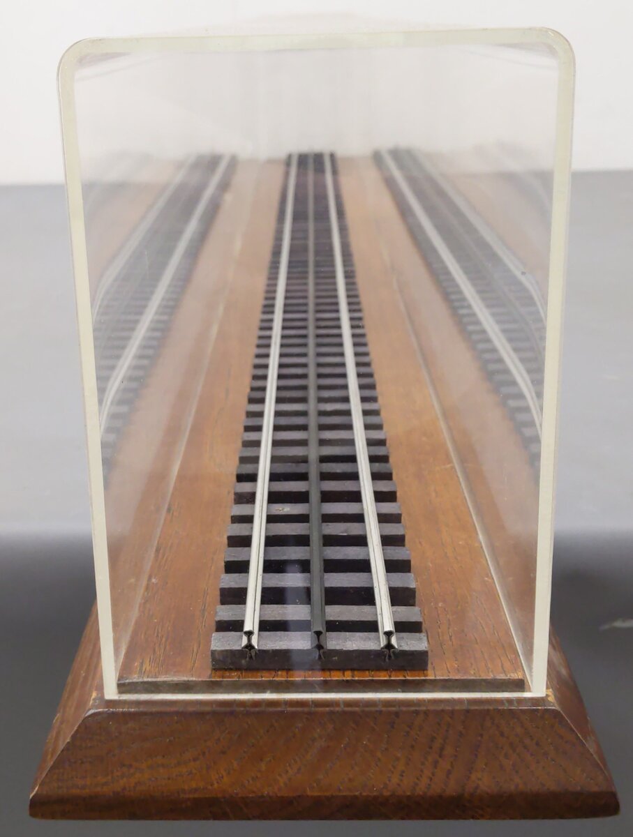 O Gauge 41" Acrylic Display Case w/ Wooden Base EX