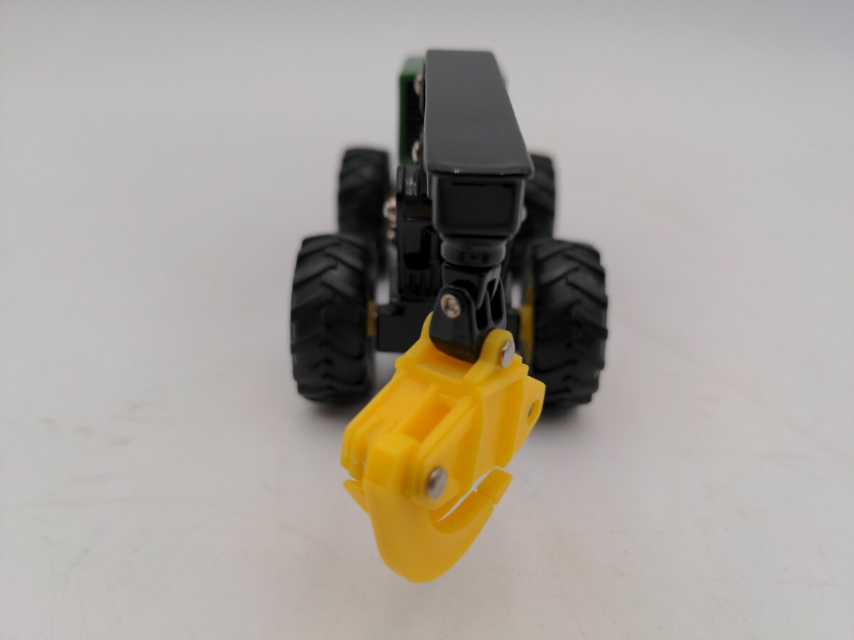 Ertl 1:50 Scale Diecast John Deere 648G-III Log Skidder Logging LN