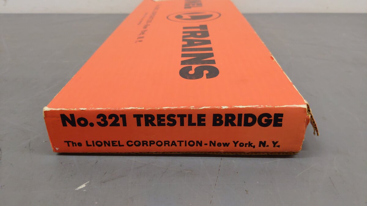 Lionel 321 Vintage O 24 Inch Long Plastic Trestle Bridge - Unassembled VG/Box
