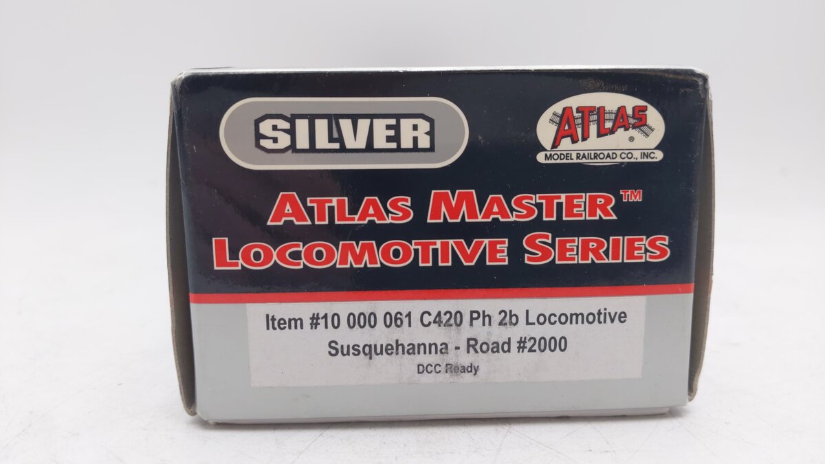 Atlas 10000061 HO Scale NYSW C420 Ph 2b Locomotive #2000 VG/Box