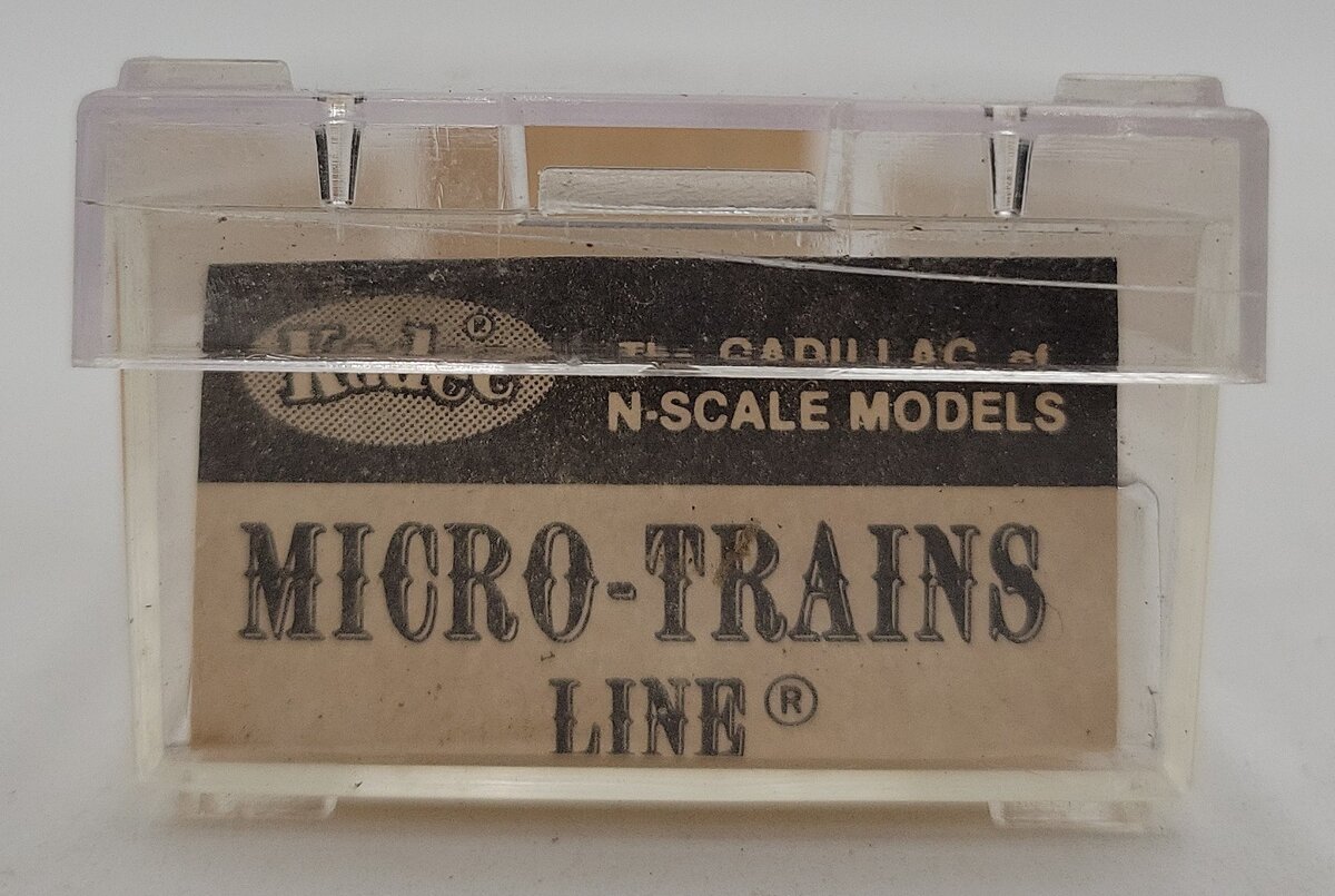 Micro-Trains 06900020 N FGEX 51' 3 3/4" Rivet Side Mechanical Reefer #10208 EX/Box
