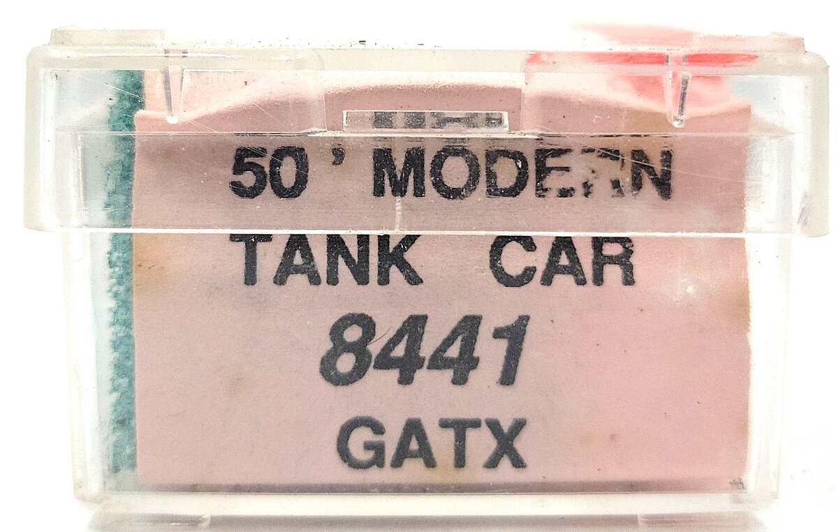 8441Roundhouse 8441 N Scale GATX 50' Modern Tank Car #52602 EX/Box