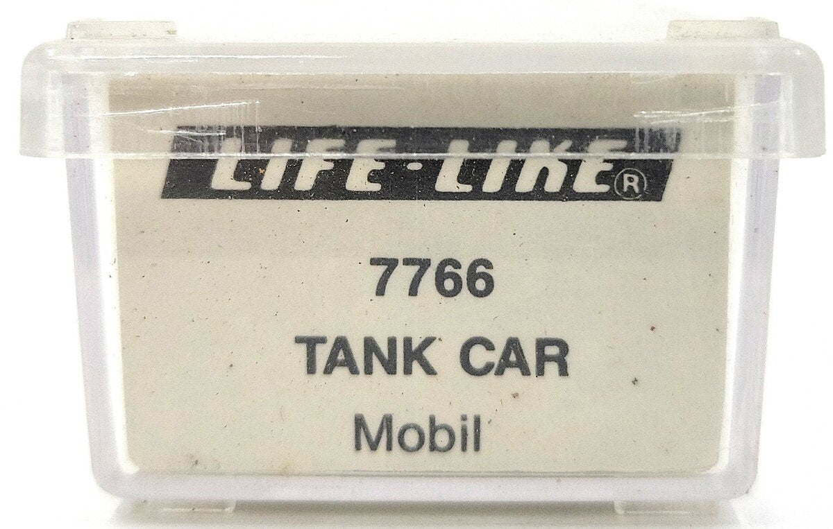 Life Like 7766 N Scale Mobilgas 3 Dome Tank Car #238 LN/Box