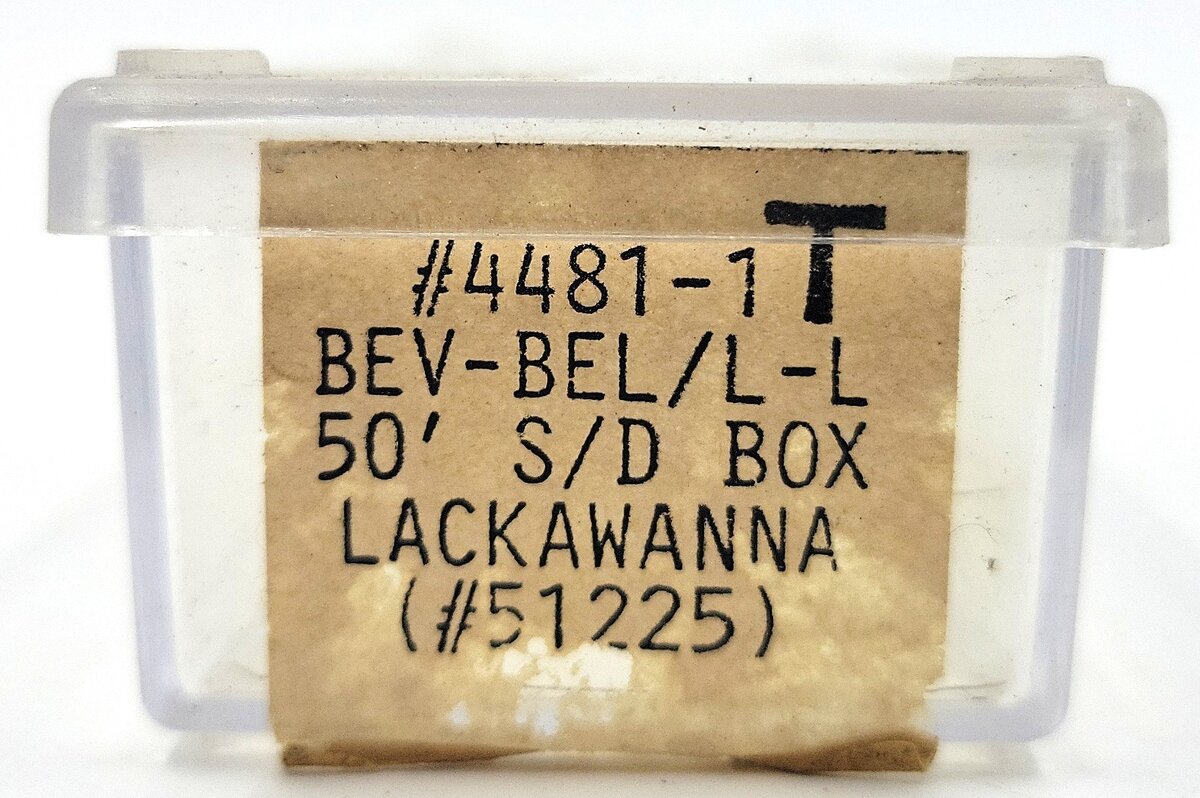 Life Like 4481-1 N D.L & W. Lackawanna "The Route of Phoebe Snow" Box Car #51225 LN/Box