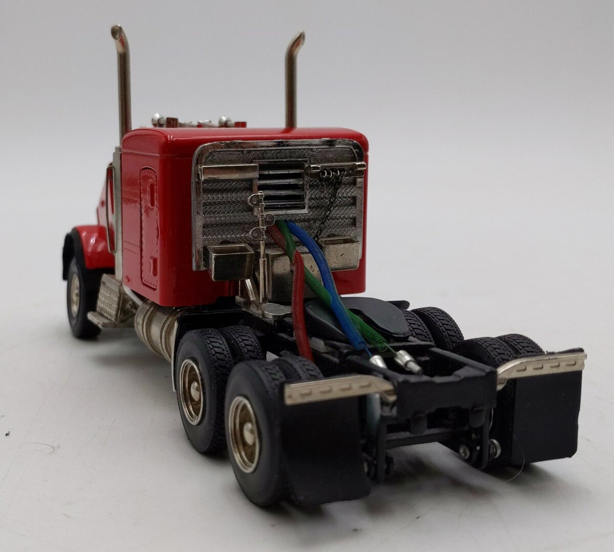 Promotex 1:87 Scale # 25233 Peterbilt Tandem Tractor w/Sleeper EX