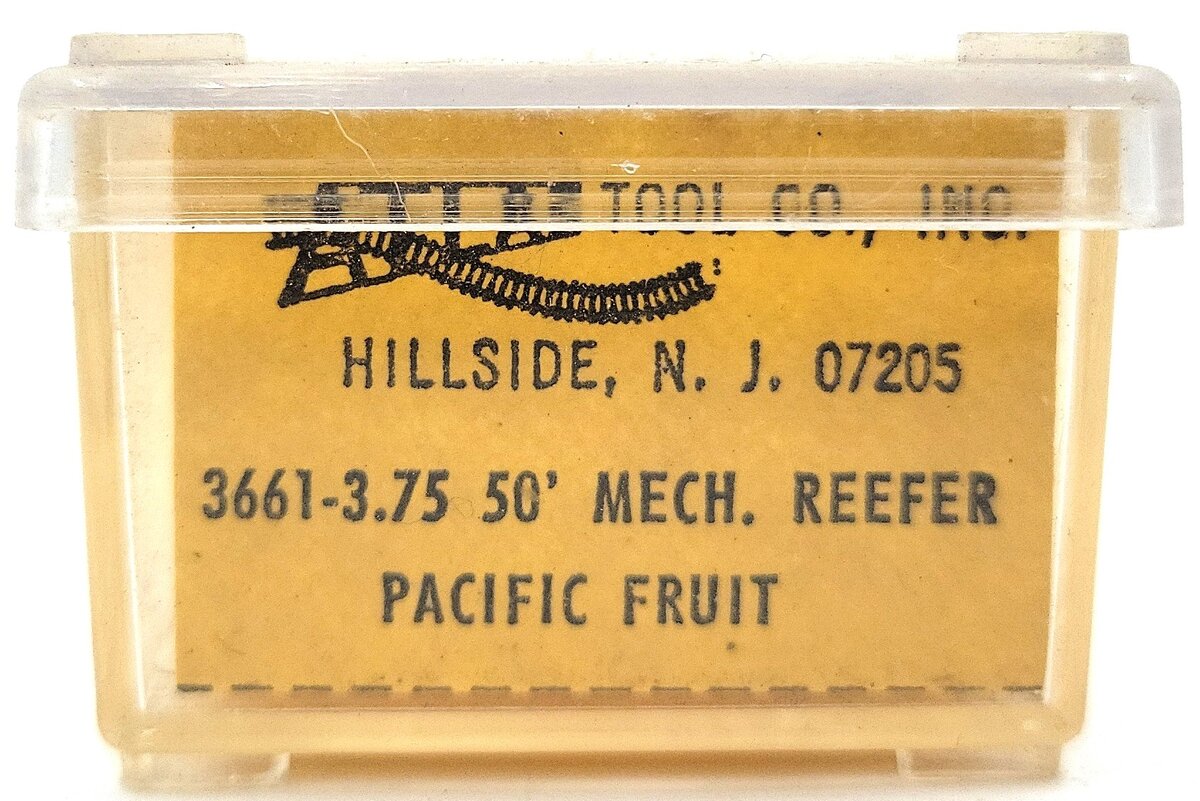 Atlas 3661 N Scale 50' Pacific Fruit Express Mechanical Reefer #300171 LN/Box