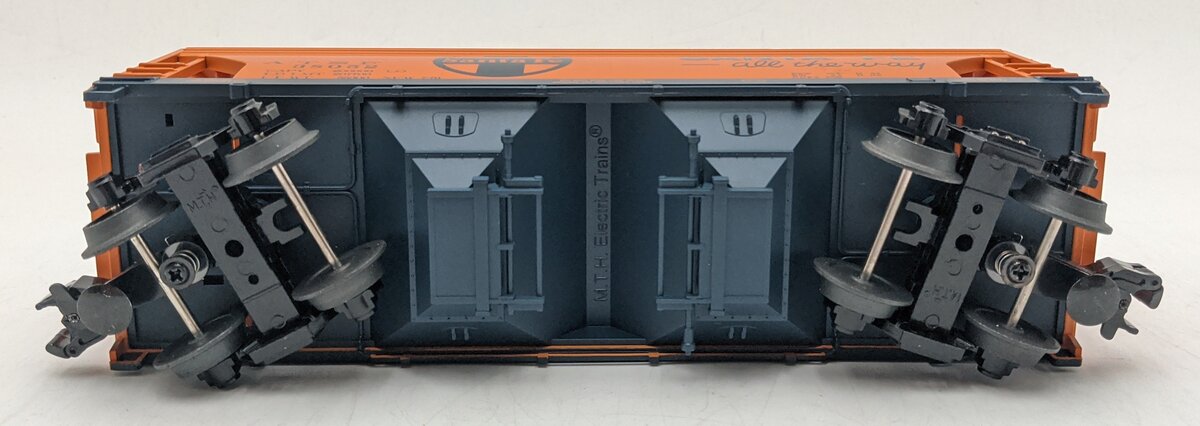 MTH 20-97519 O Gauge Santa Fe 2-Bay Centerflow Hopper Car #38052 VG