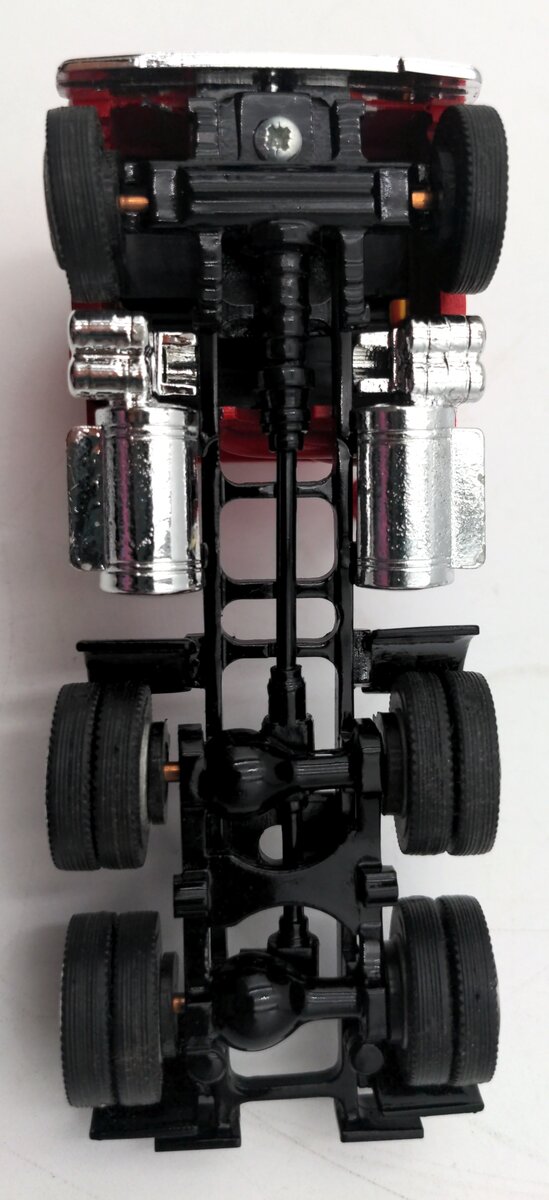 IXO Models TR 209 1:43 Scale Diecast 1976 Ford CL-9000 Tractor LN