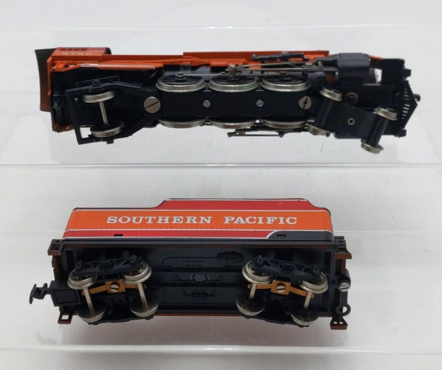 IHC 9925 HO Southern Pacific Daylight 4-6-2 Steam Locomotive & Tender #6789 EX