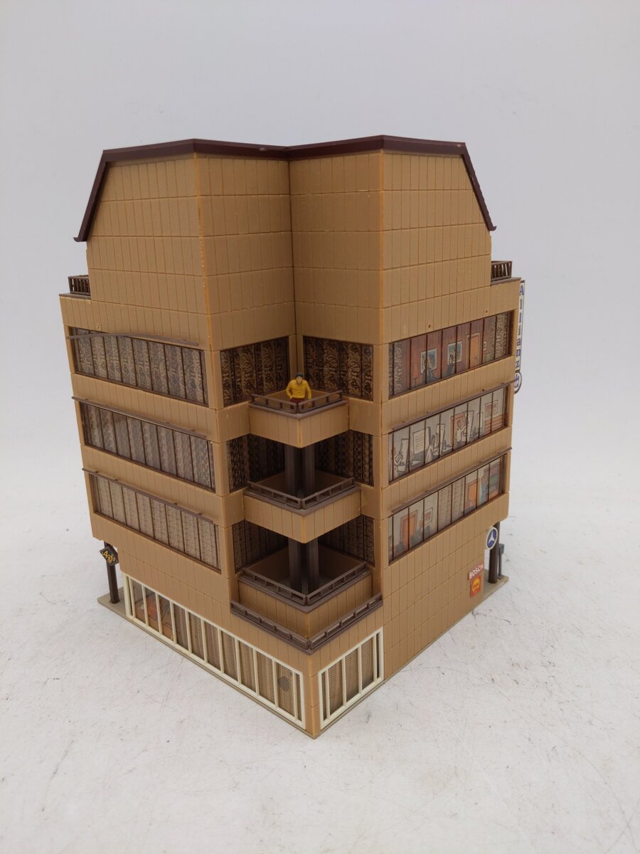Vollmer 26371 HO Corner City House EX