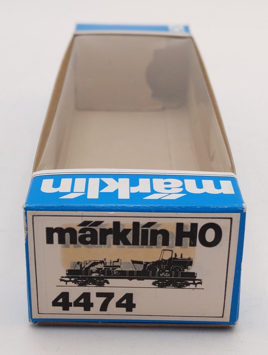 Marklin 4474 HO Scale Flatcar w/ 2 Tractors EX/Box